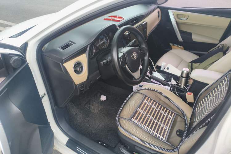 Used Toyota Corolla 2017 Revised Dual-Motor 1.8L E-CVT Pioneer Edition
