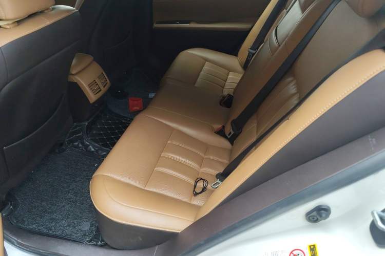 Used Lexus ES 2016 200 Midnight Special Limited Edition
