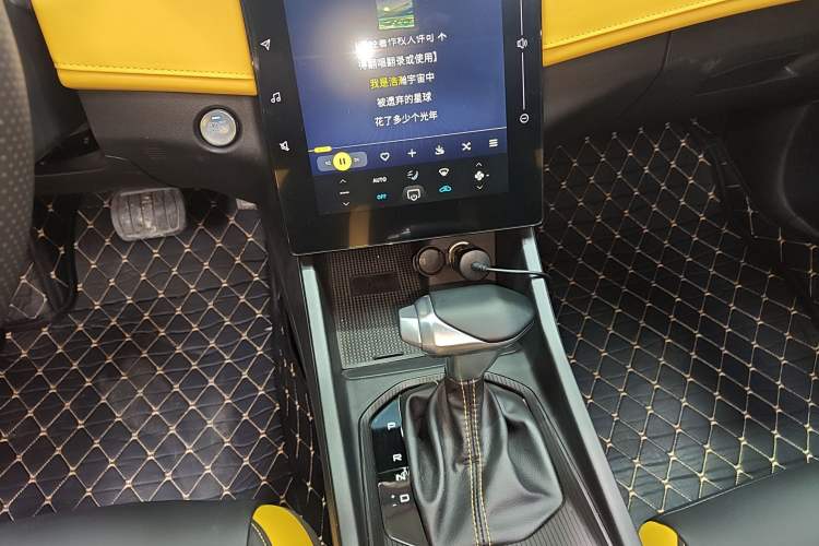 Used Dongfeng Aeolus Yixuan 2023 Mach Edition 1.5T Automatic Dream-Chasing Rider Version