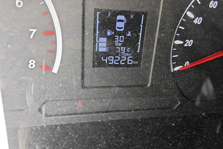 Used FORTHING Lingzhi 2022 M5 1.6L Practical Model 5 Seats
