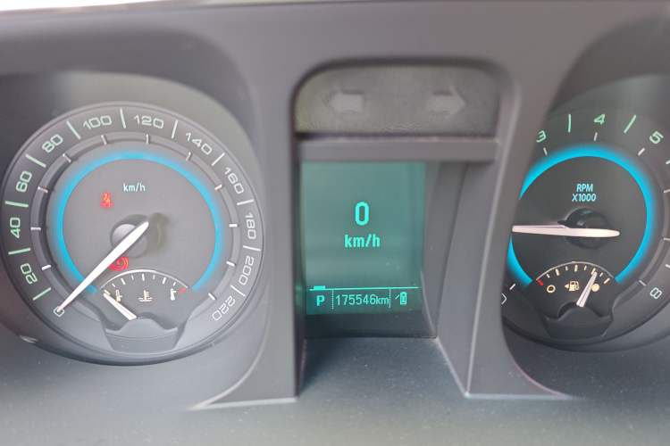 Used Buick GL8 2014 3.0L GT Luxury Business Haoya Edition