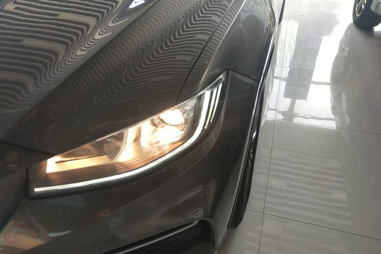 Used Geely Auto Emgrand X7 Sport 2020 1.8TD DCT Smart Connect PRO Left Front Headlight