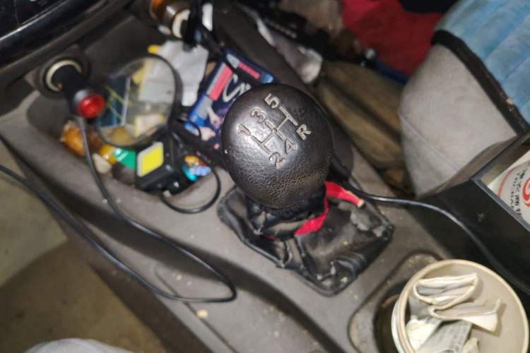 Used Wuling Rongguang V 2016 1.2L Standard Version
