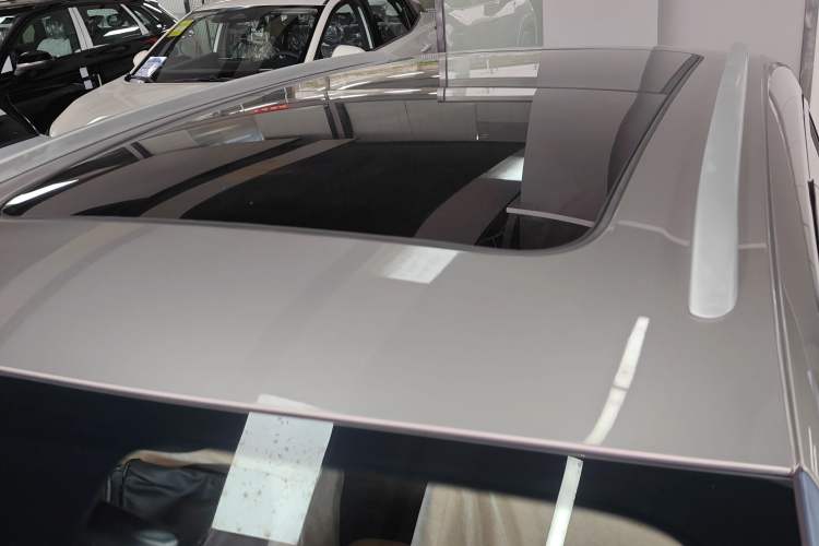 Used Roewe RX5 New Energy 2023 eRX5 Super Hybrid Premium Edition
