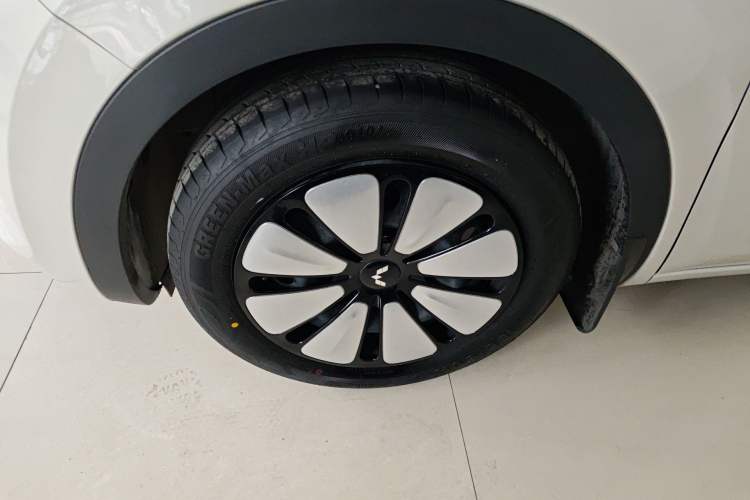 Used Wuling Bingo 2024 333 km Enjoyment Version
