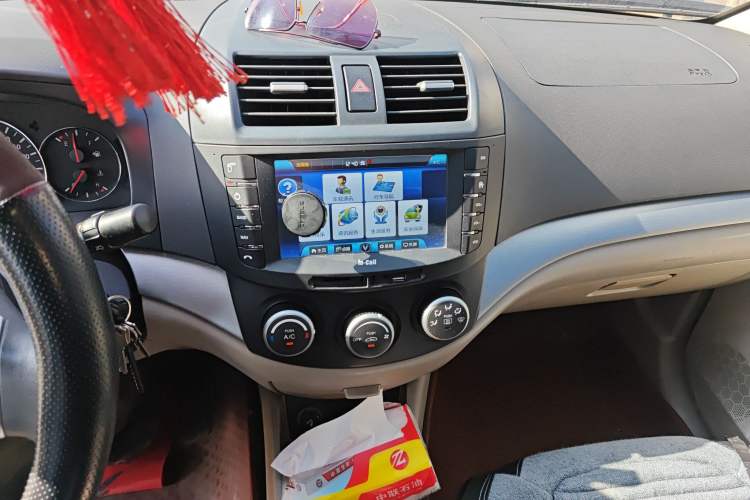 Used CHANGAN Alsvin V5 2012 1.5L Manual Dream Edition