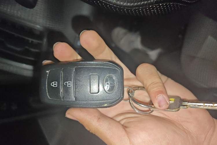 Used Toyota FAW bZ4X 2022 Two-Wheel-Drive Elite JOY Edition
