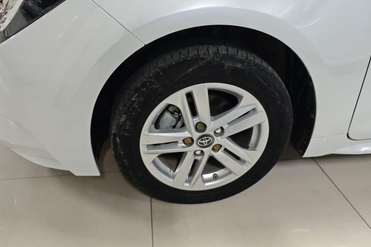 Used Toyota Levin 2021 185T CVT Luxury Edition
