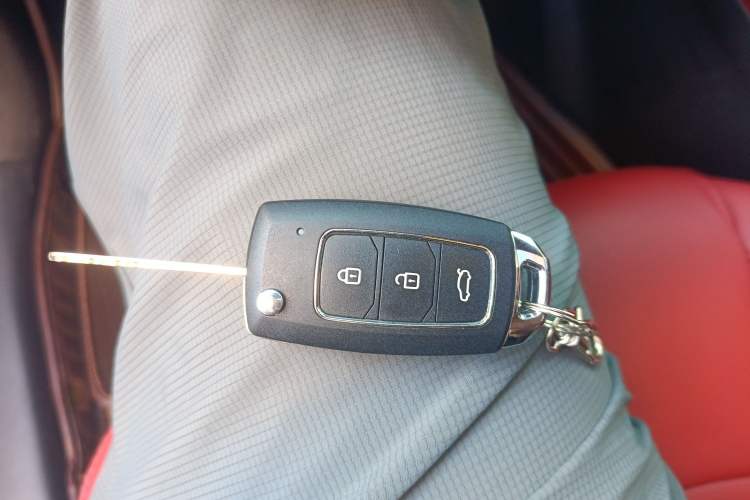 Used Nissan Lannia 2016 1.6L CVT Cool Edition
