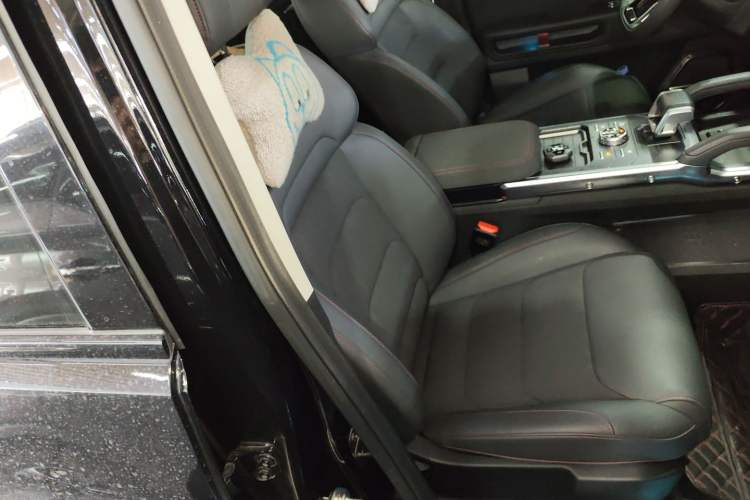 Used JETOUR Traveler 2023 2.0T All-Wheel-Drive CrossPRO