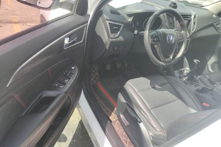 Used CHANGAN CS75 2016 2.0L Manual Luxury Version China V Standard Driver Seat