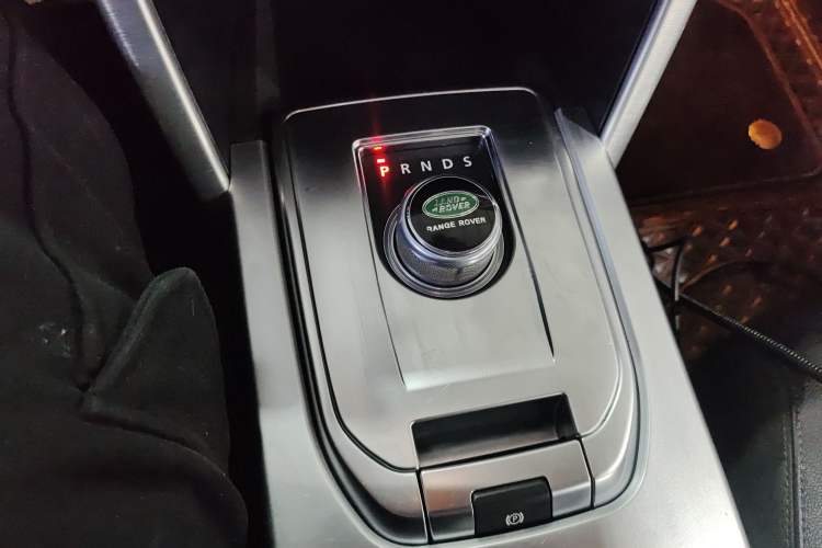 Used Land Rover Discovery Sport 2016 2.0T SE
