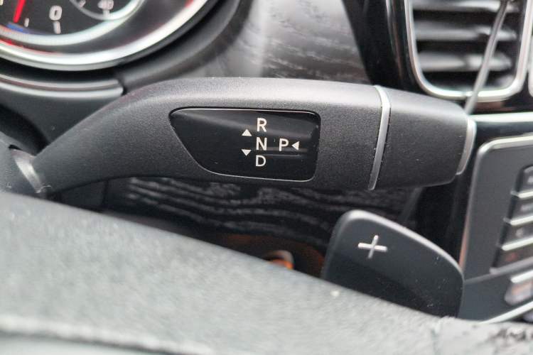 Used Mercedes-Benz GLE-Class 2018 GLE 400 4MATIC U.S. specification Gear Lever