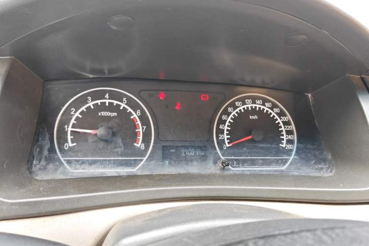 Used Geely Auto Vision 2013 1.5L Manual Comfort Model