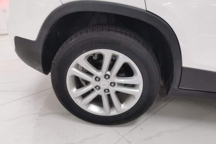 Used Chevrolet Trax 2018 330T Automatic Two-Wheel Drive Luxury Model