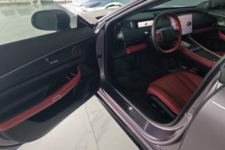 Used EXEED Star Era ES 2025 Extended-Range Max Urban Assisted Driving
