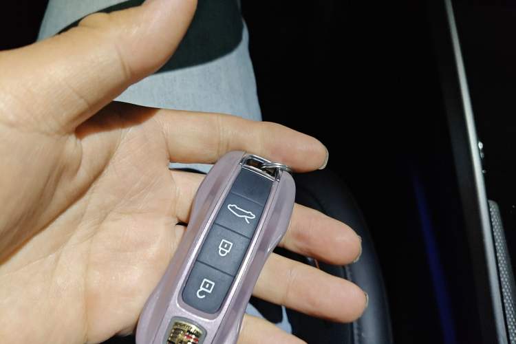 Used Porsche 911 2020 Carrera 4 3.0T Vehicle Key