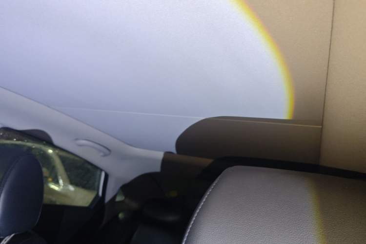 Used Hyundai Mistra 2016 1.8L Automatic Smart GLS Headliner