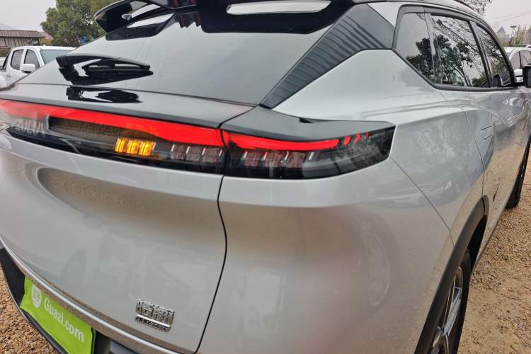 Used Dongfeng Aeolus Mage 2023 DH-i 1.5T Prestige Edition