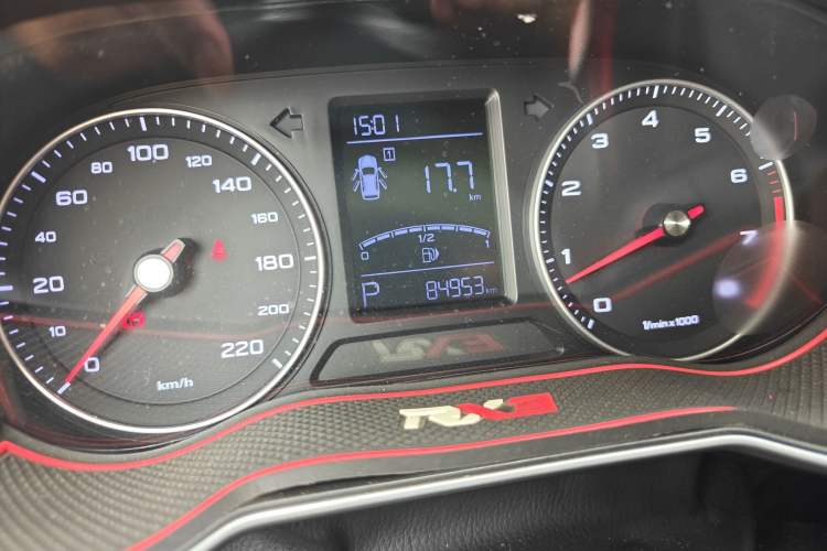 Used Roewe RX3 2020 1.6L CVT 4G Connected Ultra-Fun Elite Edition
