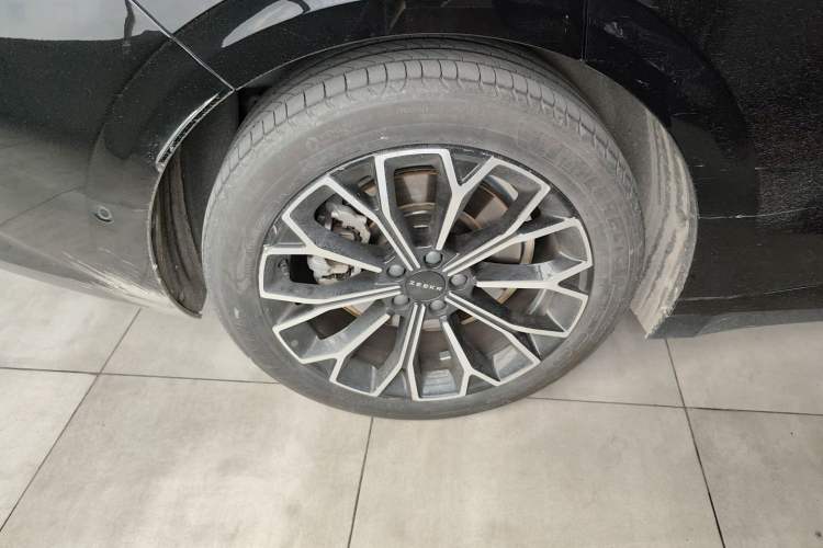 Used Zeekr 007 2024 Rear-Drive Intelligent Driving Version 75 kWh