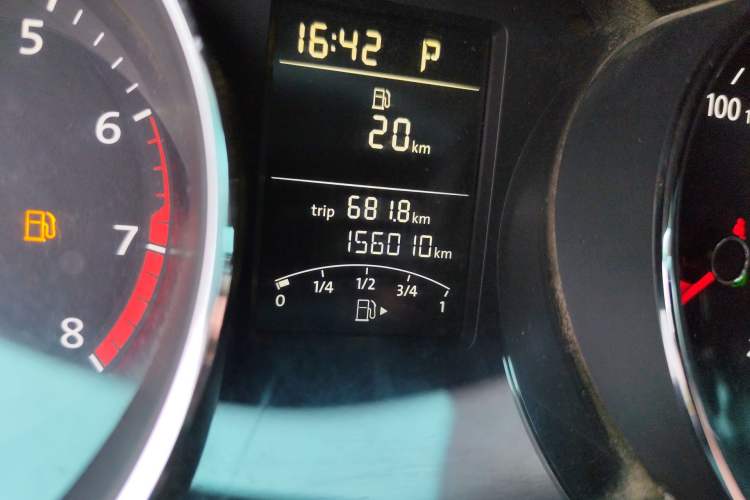 Used Volkswagen Sagitar 2015 1.6L Automatic Comfort Model
