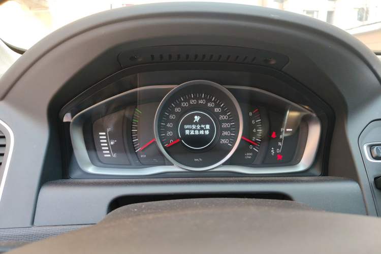 Used Volvo XC60 2015 T5 Smart Upgrade Model