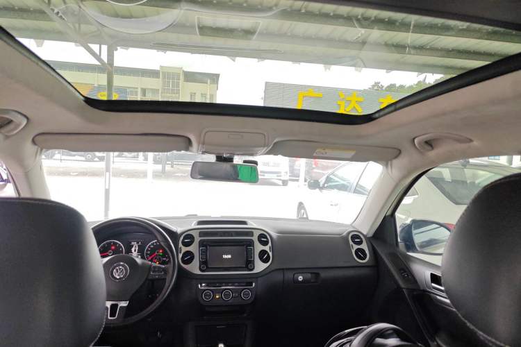 Used Volkswagen Tiguan 2014 1.8TSI Automatic 2WD 30th Anniversary Edition Headliner