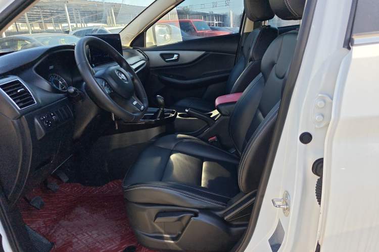 Used Dongfeng Fengon S560 2018 1.8L Manual Urban Model 7 Seats