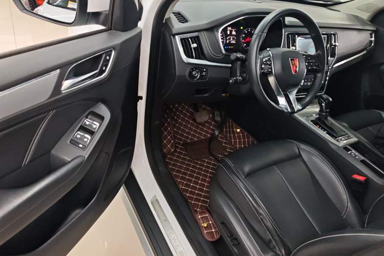 Used Roewe RX5 2016 20T Two-Wheel Drive Automatic Flagship Edition
