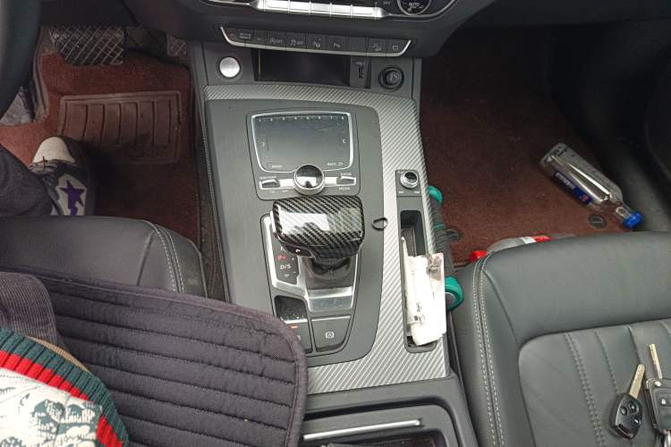 Used Audi Q5L 2020 45 TFSI Prestige Fashion Model Gear Lever