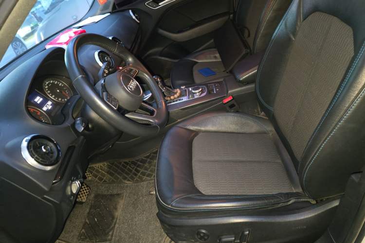 Used Audi A3 2019 Limousine 35 TFSI Fashion Edition China V standard Left Front Seat