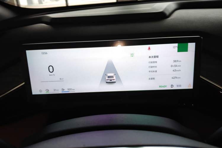 Used Geely Galaxy L6 2025 EM-i 140km Starship Edition
