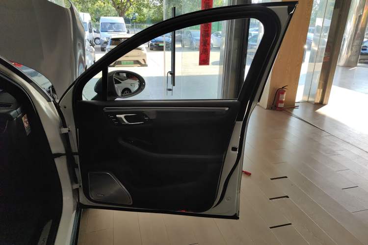 Used Porsche Macan 2016 Macan 2.0T