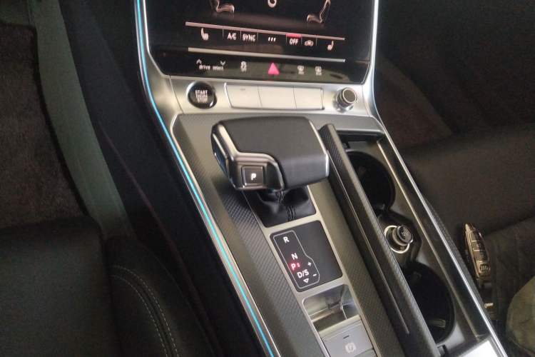 Used Audi A6L 2025 Revised 45 TFSI Prestige Dynamic Edition
