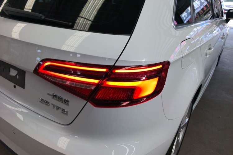 Used Audi A3 2020 Sportback 35 TFSI Fashion Edition China VI Emission Standard