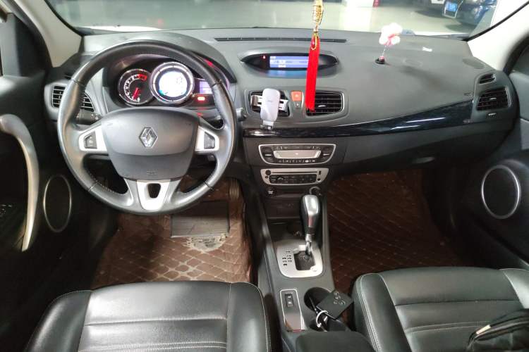 Used Renault Fluence 2015 2.0L Fashion Edition