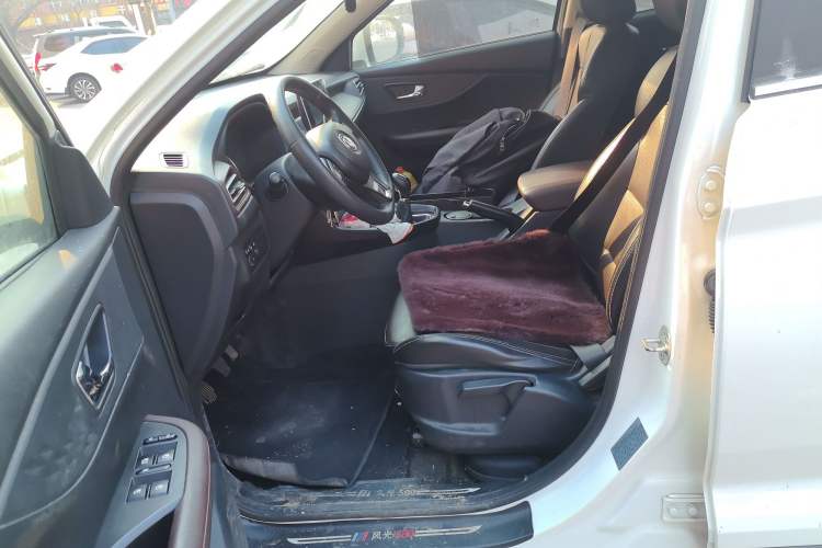 Used Dongfeng Fengon S560 2021 1.5T Manual Urban Model Left Front Seat