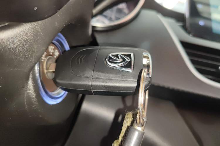 Used Baojun 730 2019 1.5T Manual Fashion Model 7-seater China VI