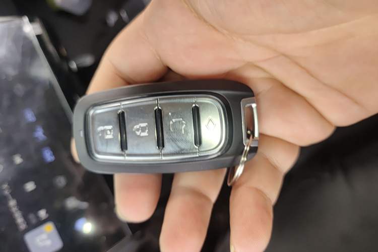 Used Hongqi HS3 PHEV 2025 Model 117km Jingwei Edition