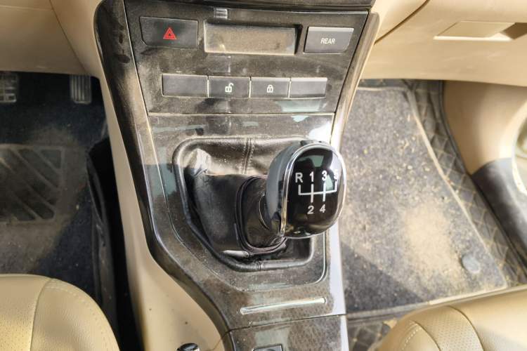 Used Lifan Auto Xuanlang 2017 1.8L Manual Comfort Model