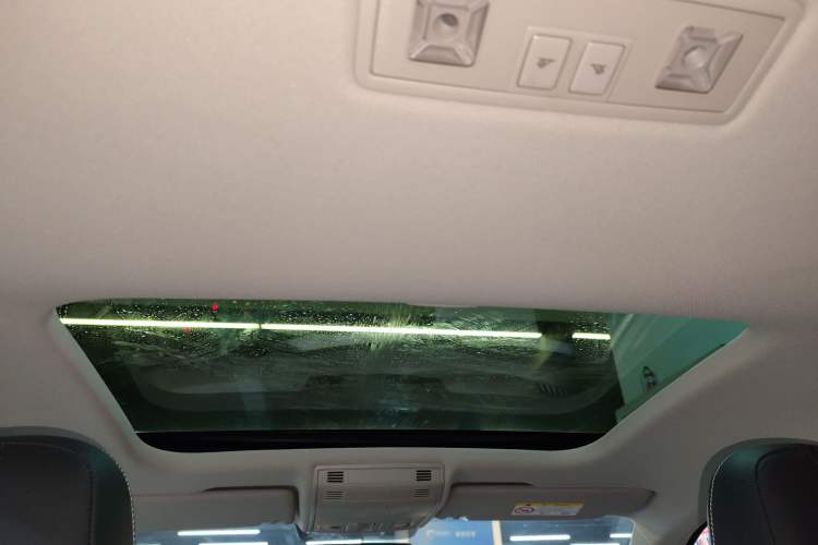 Used Volkswagen Polo 2019 Plus 1.5L Automatic Colorful Technology Edition Headliner