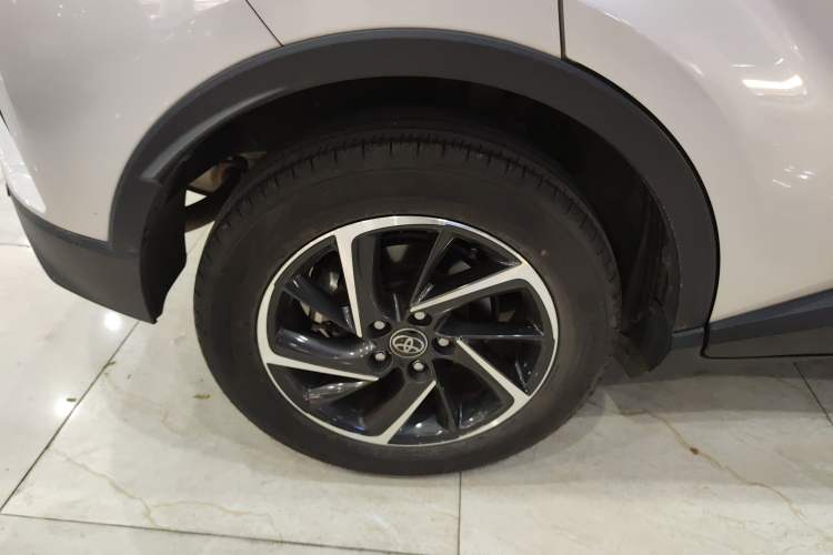 Used Toyota C-HR 2023 2.0L Luxury Edition
