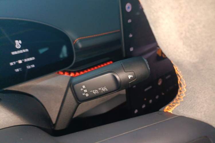 Used Zeekr 007 2024 Four-Wheel-Drive Performance Version 100 kWh
