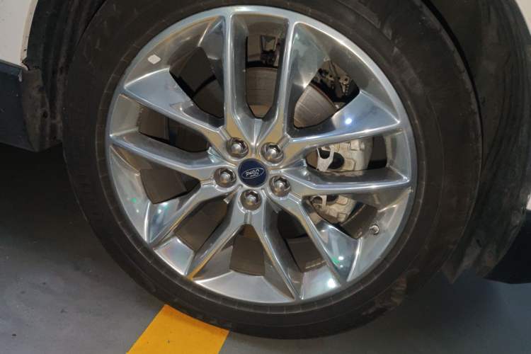 Used Ford Edge 2016 EcoBoost 245 Four-Wheel Drive Titanium 7-Seater