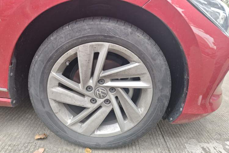 Used Volkswagen Lamando 2022 Lingdu L 280TSI DSG Spicy Edition Right Front Wheel Hub