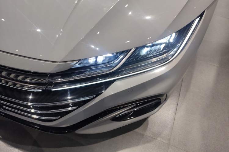 Used Volkswagen FAW-Volkswagen CC 2023 380TSI Striking Edition
