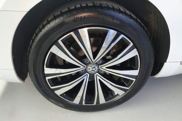 Used Volkswagen FAW-Volkswagen CC 2020 330TSI Glamour Edition China VI Standard Exterior 5