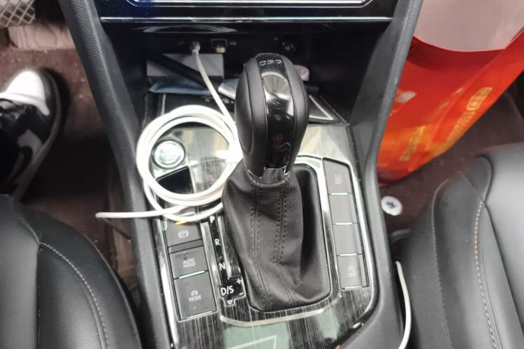 Used Volkswagen Tharu 2021 280TSI Two-Wheel-Drive Luxury Plus Edition