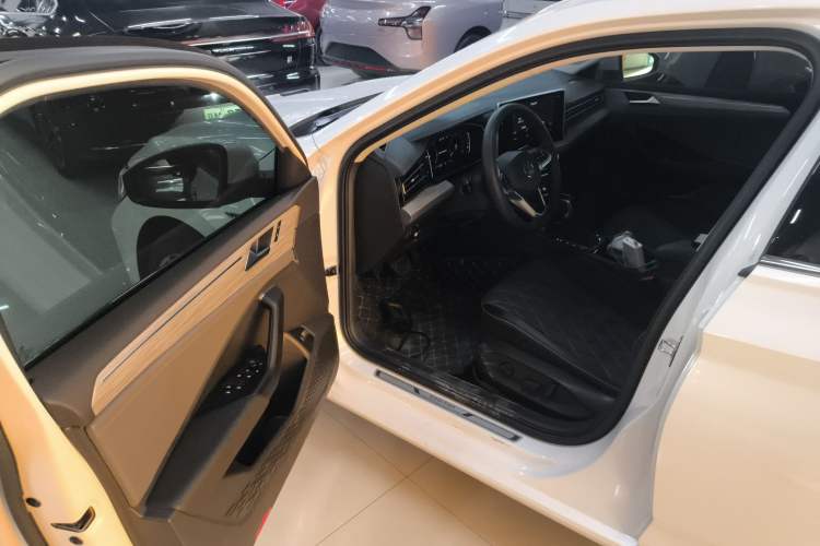 Used Volkswagen Sagitar 2024 300TSI DSG Excellence Edition